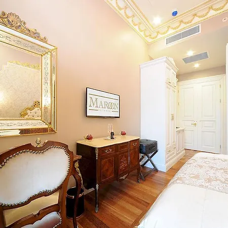 Maroon Bosphorus Szálloda 5*