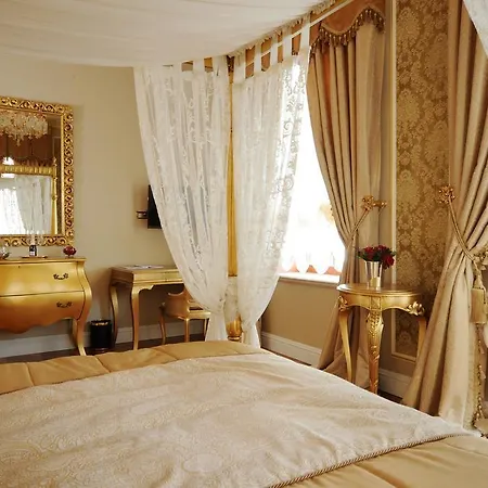 Szálloda Maroon Bosphorus 5*
