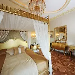 Maroon Bosphorus Szálloda 5*