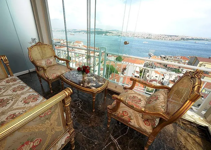 Maroon Bosphorus Hotel 5*