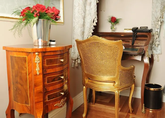 Maroon Bosphorus Hotel Istanboel