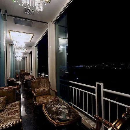 Maroon Bosphorus Отель Стамбул