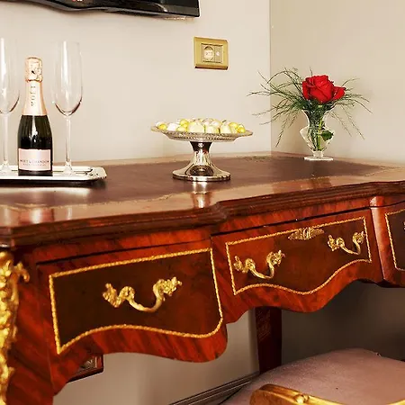 Maroon Bosphorus 5* Istambul