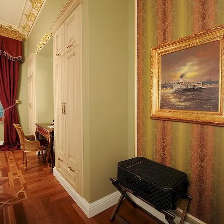 Maroon Bosphorus Отель