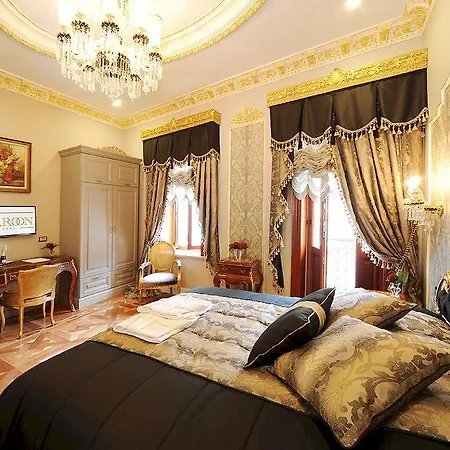 Maroon Bosphorus Отель