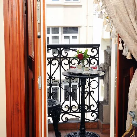 Maroon Bosphorus Hotel 5*