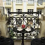 Maroon Bosphorus Hotel
