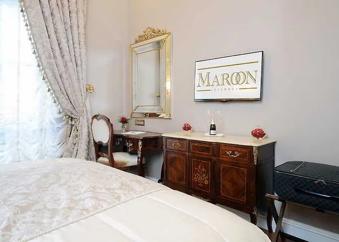 Maroon Bosphorus Hotel